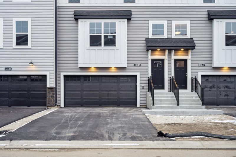 13645 Marsh View Trl, Rogers, MN 55374