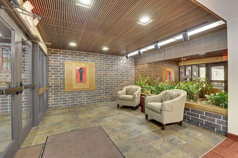 2265 Youngman Ave #306E, Saint Paul, MN 55116