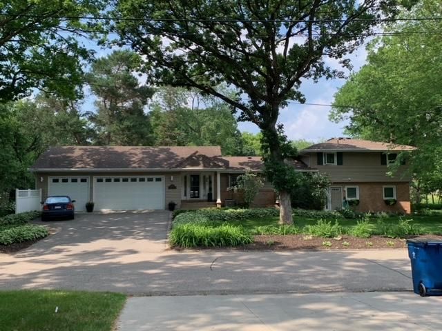 14500 Oakwood Rd, Minnetonka, MN 55345