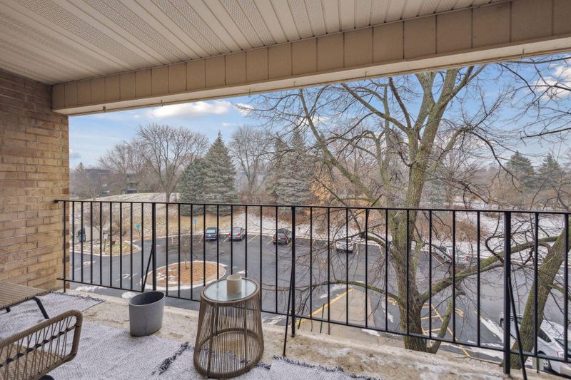 11160 Anderson Lakes Pw #311, Eden Prairie, MN 55344