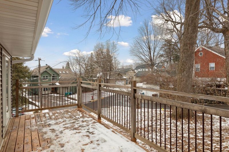 5031 Edgewater Dr, Mound, MN 55364