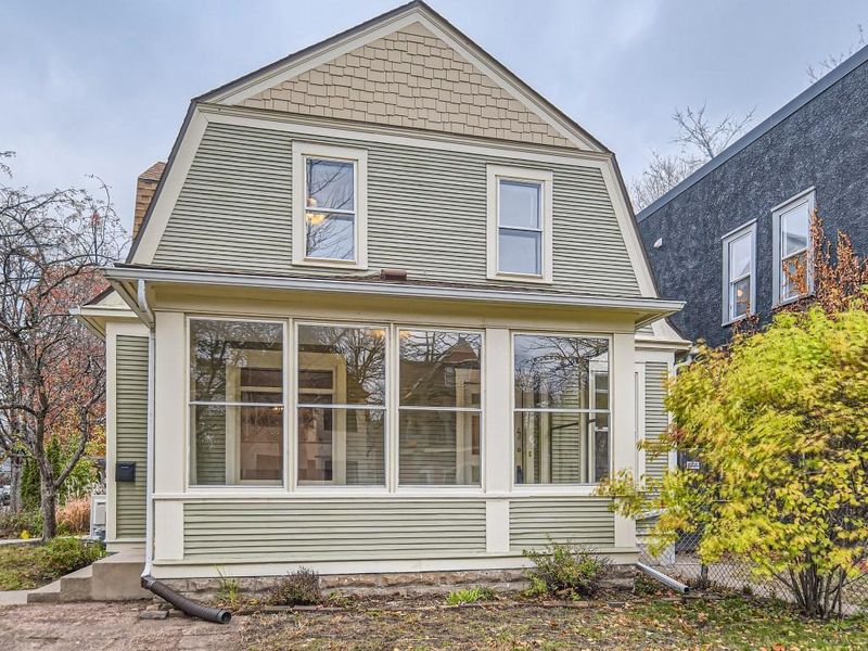 3255 Pleasant Ave, Minneapolis, MN 55408