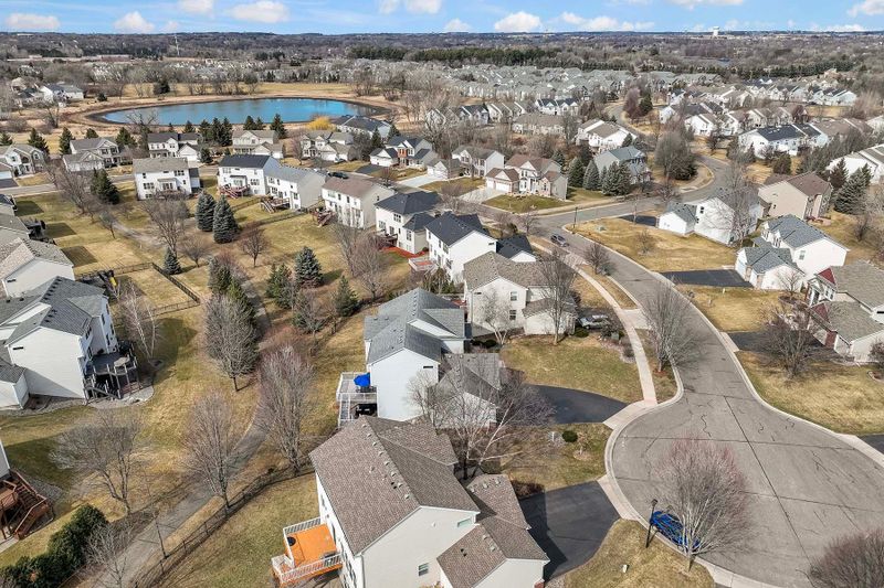 2315 Golf Dr, Woodbury, MN 55129
