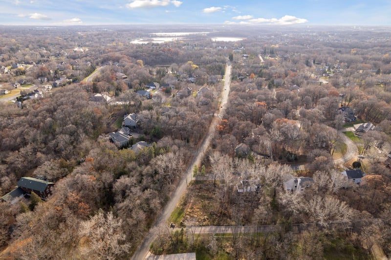 6140 Apple Rd, Excelsior, MN 55331