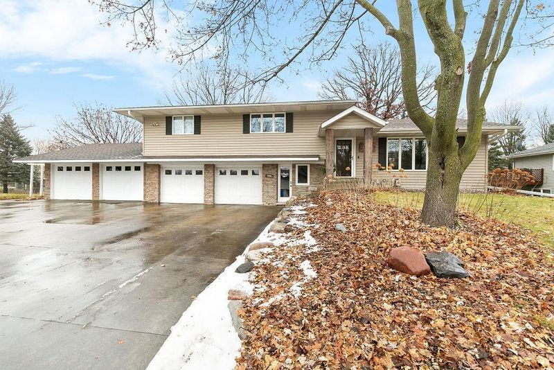 116 3rd St NE, Saint Michael, MN 55376