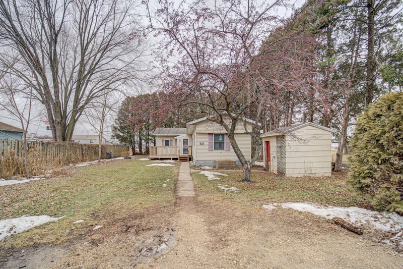 25 5th Ave SW, Elgin, MN 55932