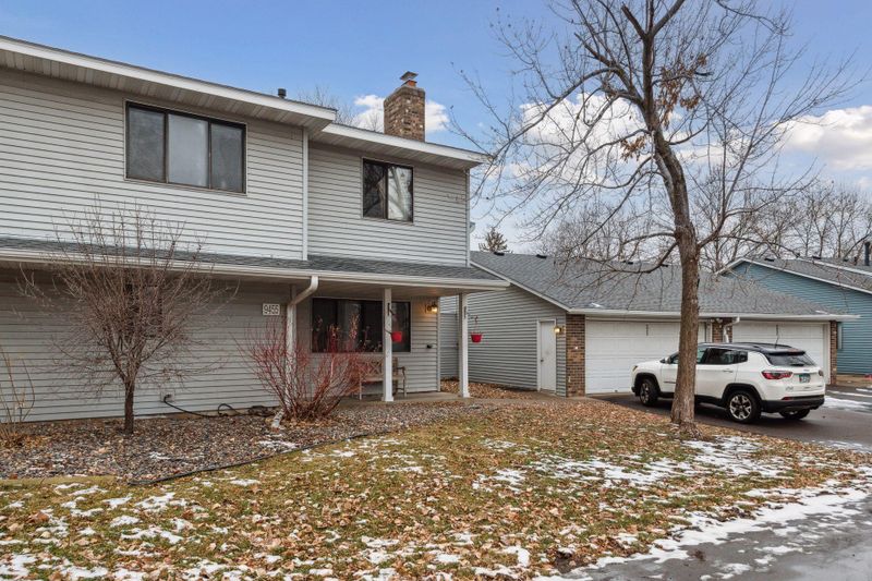 9455 Ranchview Ln N, Maple Grove, MN 55369