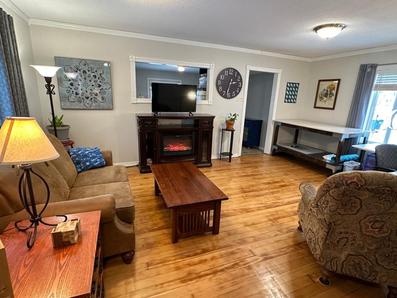 117 E Broadway St, Redwood Falls, MN 56283