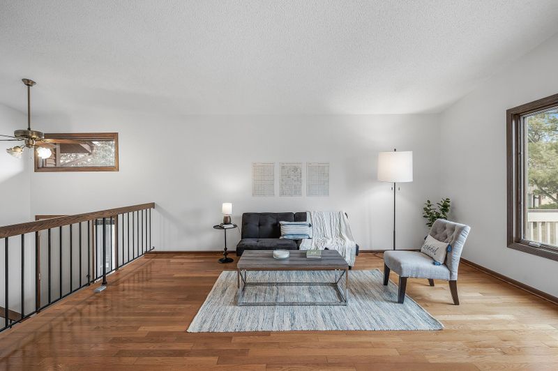 3130 Farnum Dr #A, Eagan, MN 55121
