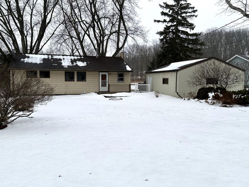 208 36th Ave SE, Rochester, MN 55904
