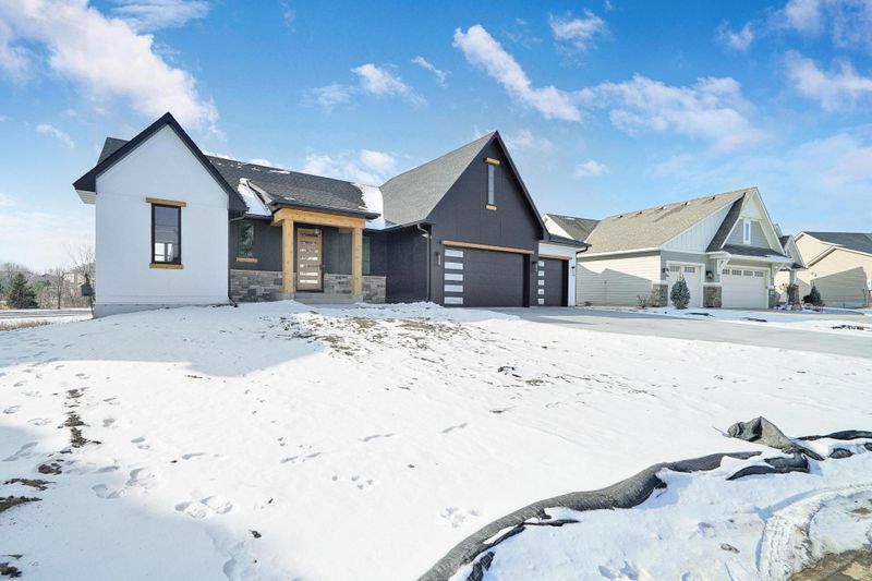6365 Ranier Ln N, Maple Grove, MN 55311