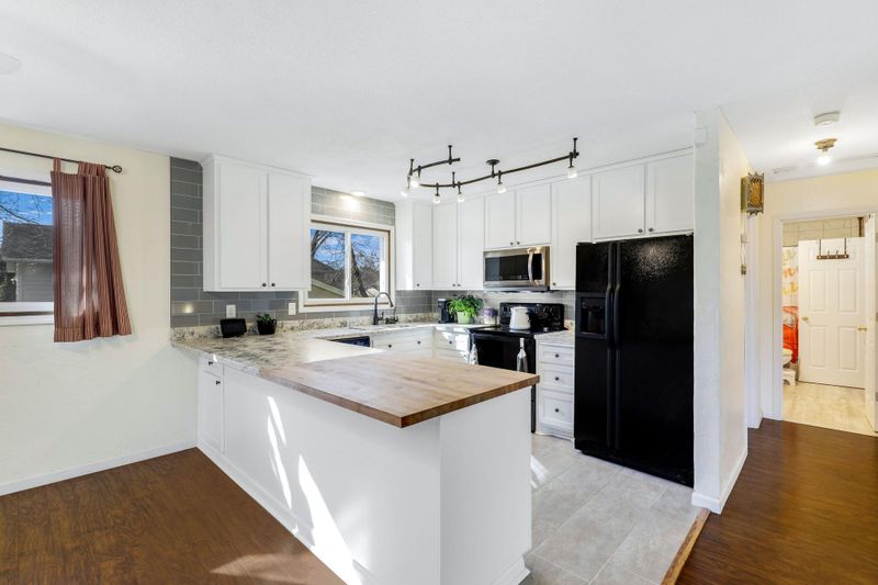 12024 Oregon Cir N, Champlin, MN 55316