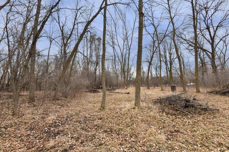 25980 Smithtown Rd, Shorewood, MN 55331