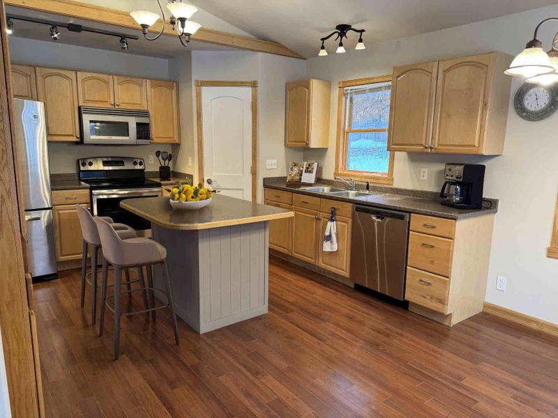 731 6th Ln NW, Menahga, MN 56464