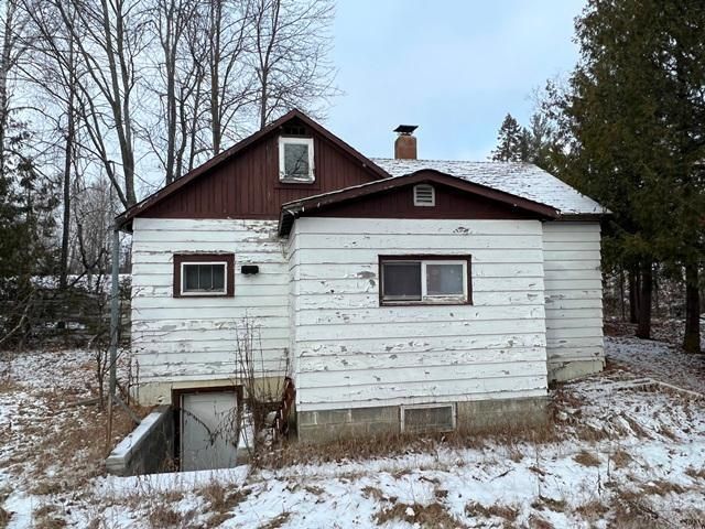 23977 Bazanis Rd, Cohasset, MN 55721