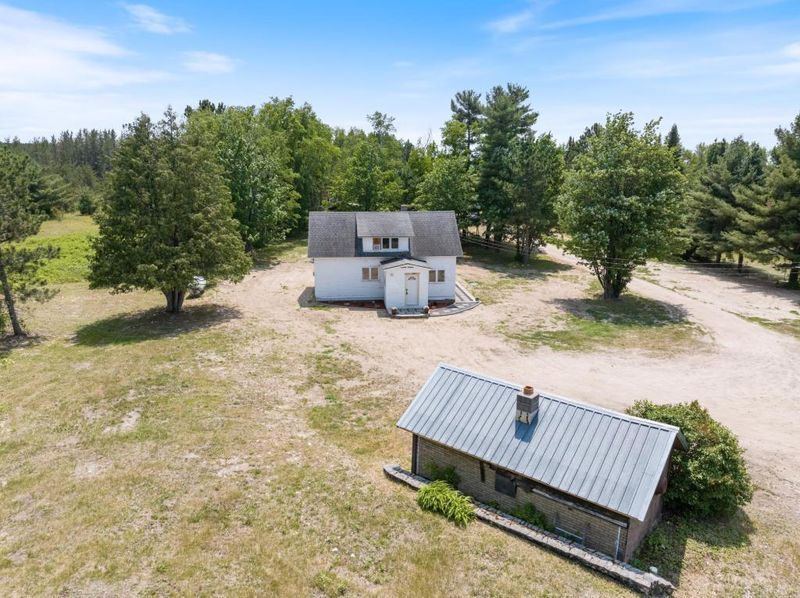 8973 Heino Rd, Cook, MN 55723
