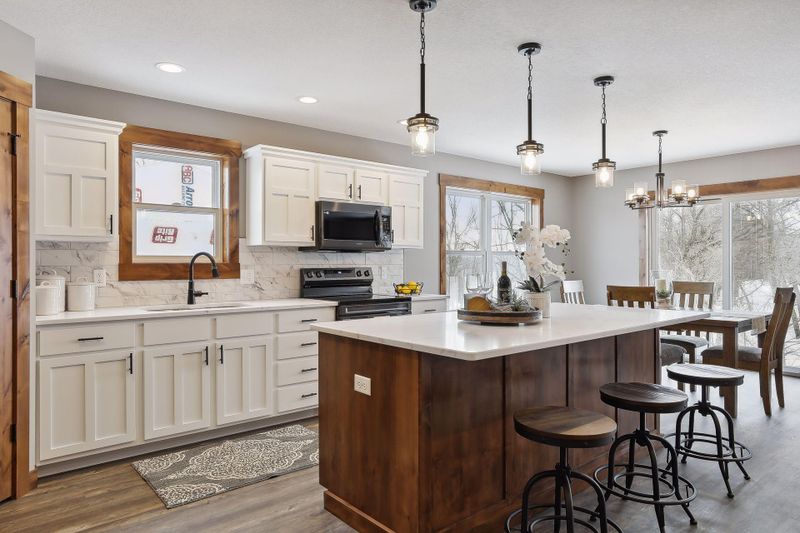 139 Steelhead Dr, River Falls, WI 54022