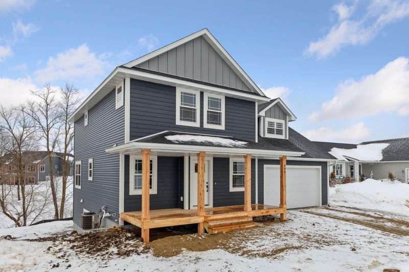 139 Steelhead Dr, River Falls, WI 54022