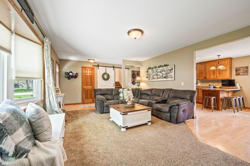 1804 Judd Ave N, Glencoe, MN 55336