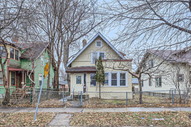 2737 Columbus Ave, Minneapolis, MN 55407