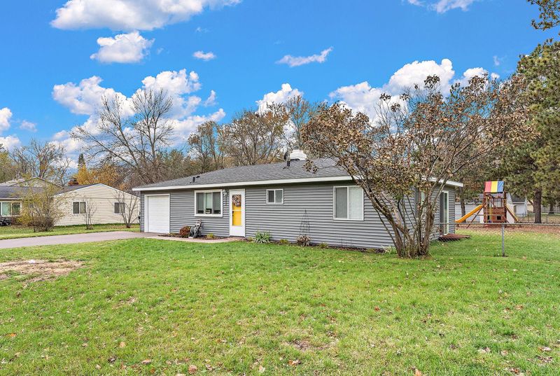 9950 Larch St NW, Coon Rapids, MN 55433