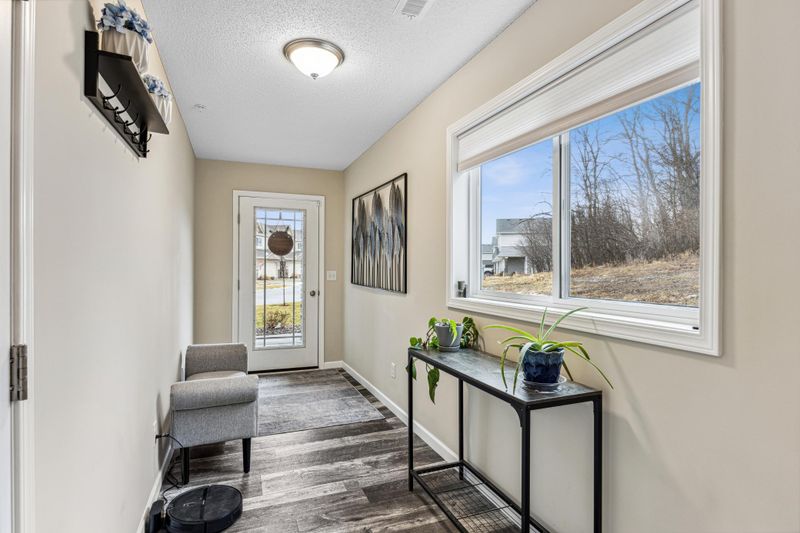 8451 Gateway Cir, Monticello, MN 55362