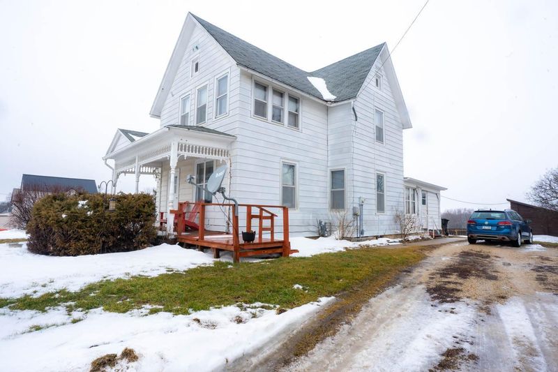 1315 E Main St, Caledonia, MN 55921