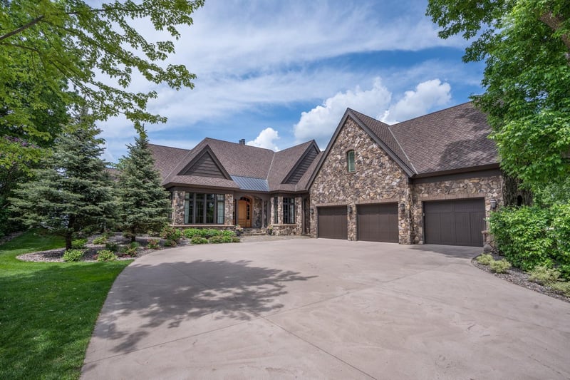 11660 Indian Beach Rd, Spicer, MN 56288