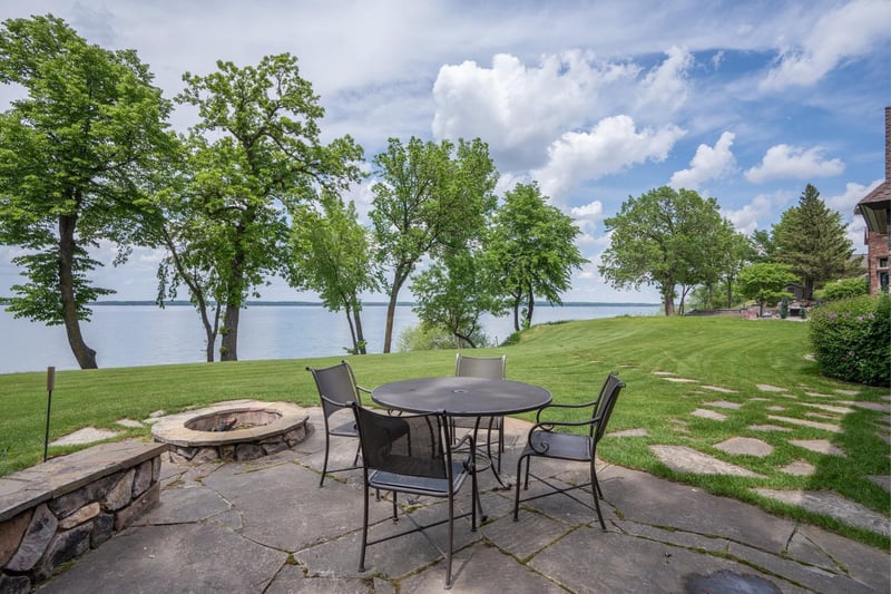 11660 Indian Beach Rd, Spicer, MN 56288