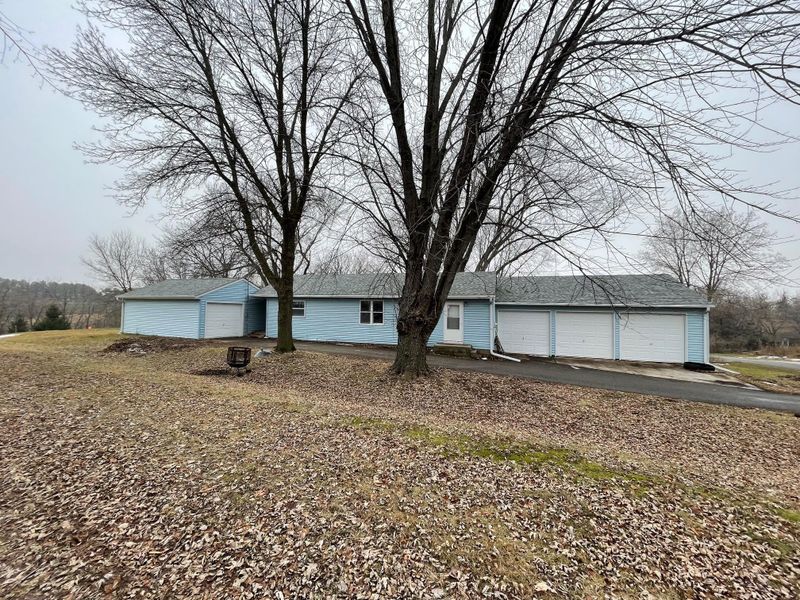 4330 41st St W, Webster, MN 55088