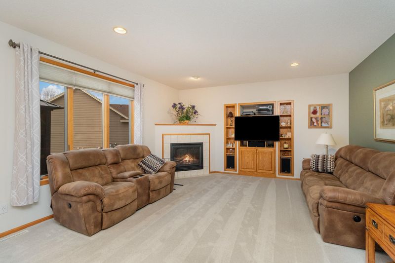 10530 Welcome Dr N, Brooklyn Park, MN 55443