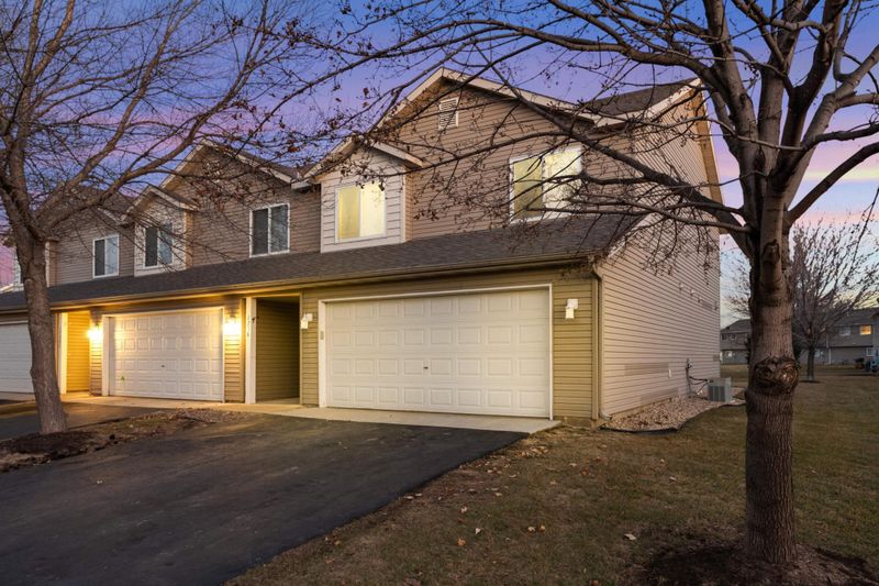 1236 Prairie View Trl, Farmington, MN 55024