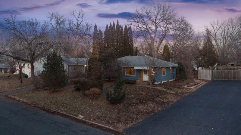 8213 Pillsbury Ave S, Bloomington, MN 55420