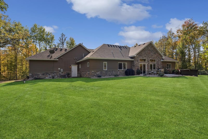 11356 Sunrise Rd, Sunrise Twp, MN 55032