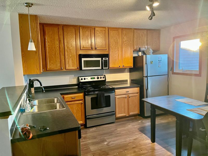 4824 Elm Dr N #4, Hugo, MN 55038