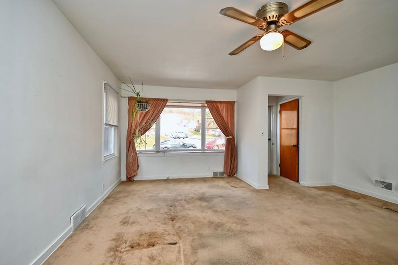 703 W Burns Valley Rd, Winona, MN 55987