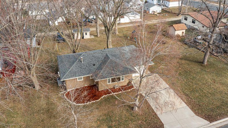 305 2nd St SE, Stewartville, MN 55976