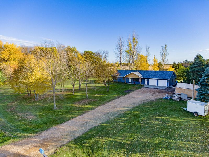 10563 182nd St, Belle Plaine, MN 56011