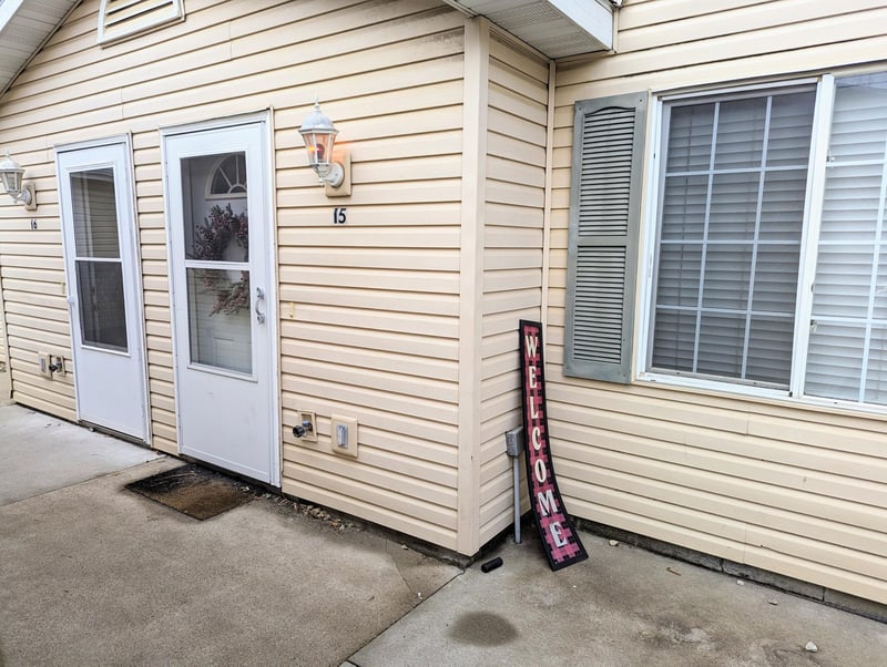 915 7th St #15, Jordan, MN 55352