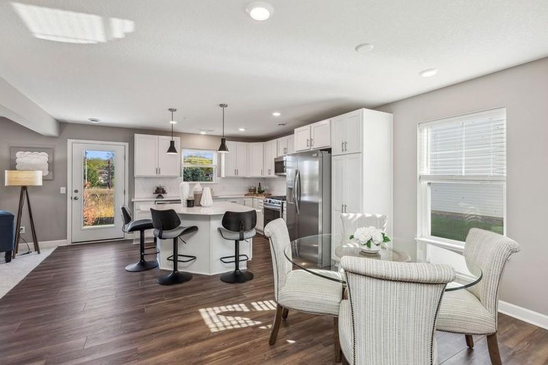 21902 Primrose Pa, Farmington, MN 55024