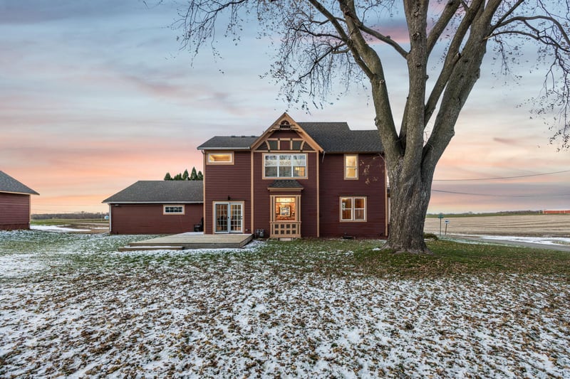 228 1st Ave NE, Plato, MN 55370