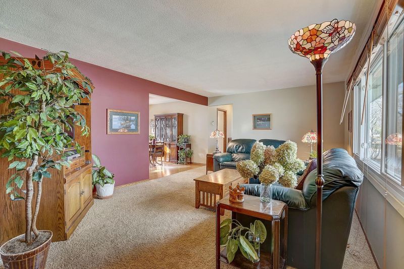 13017 Valley Forge Ln N, Champlin, MN 55316