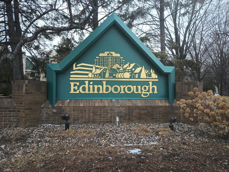 7602 York Ave S #7117, Edina, MN 55435