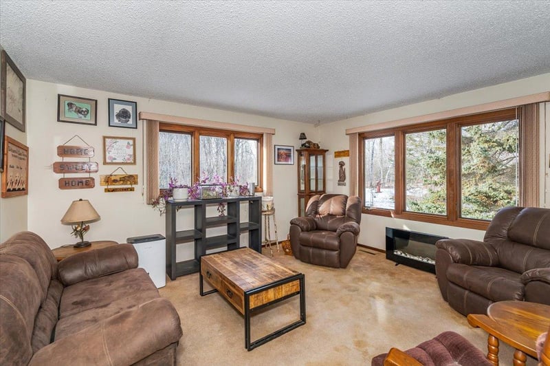 7044 Highway 8, Saginaw, MN 55779