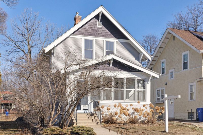 2127 Goodrich Ave, Saint Paul, MN 55105