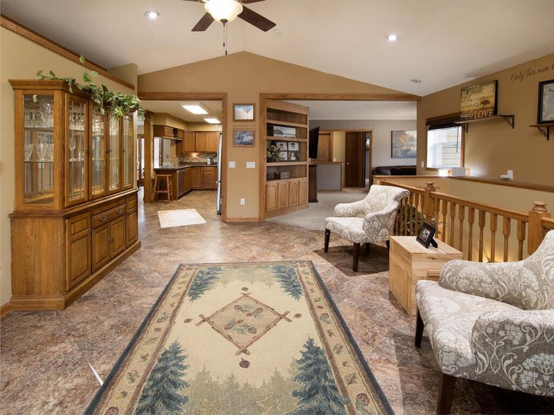 18447 Upper 207th St E, Welch, MN 55089