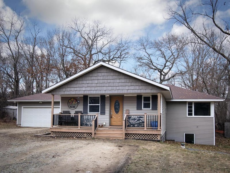 18447 Upper 207th St E, Welch, MN 55089