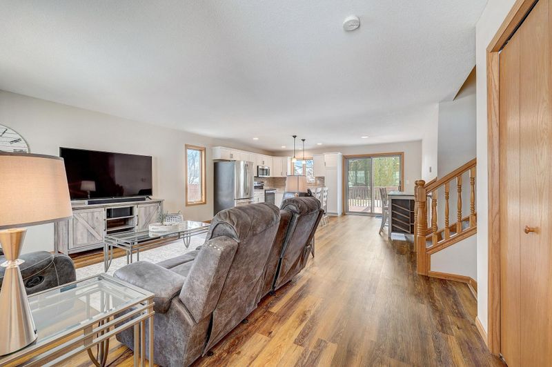 1605 Newton Ave N, Glencoe, MN 55336