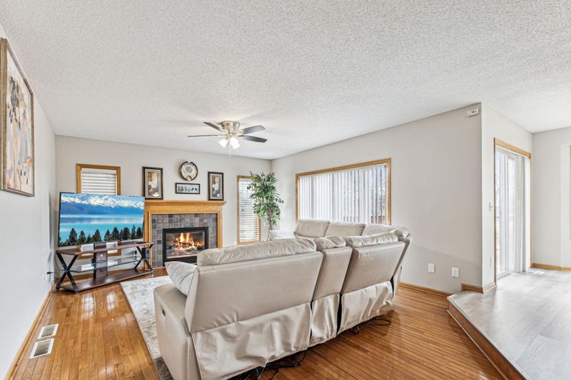 1467 Kingswood Pond Overlook, Eagan, MN 55122