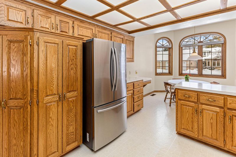 5689 Dunlap Ave N, Shoreview, MN 55126